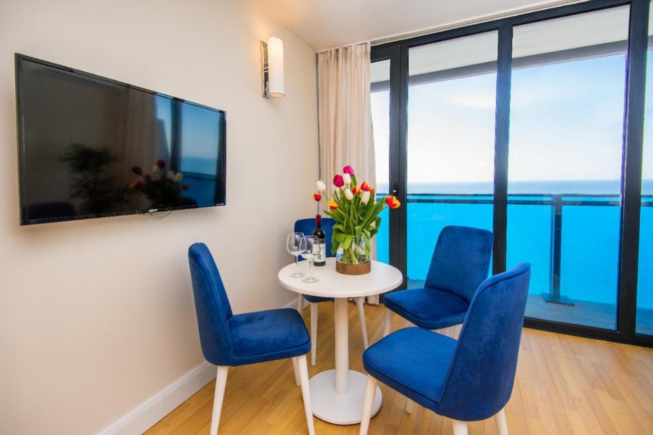 Orbi City Suite Sea View In Batumi Aparthotel Eksteriør bilde