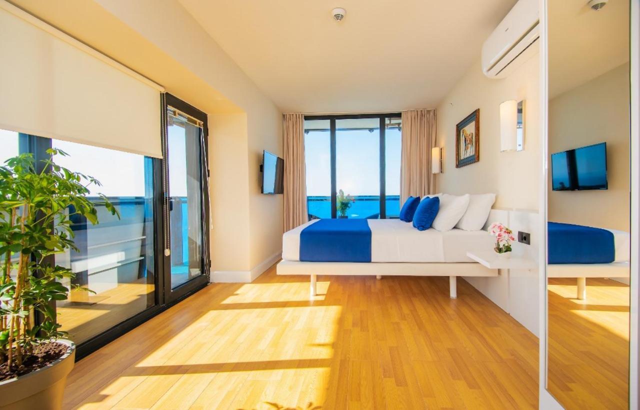 Orbi City Suite Sea View In Batumi Aparthotel Eksteriør bilde