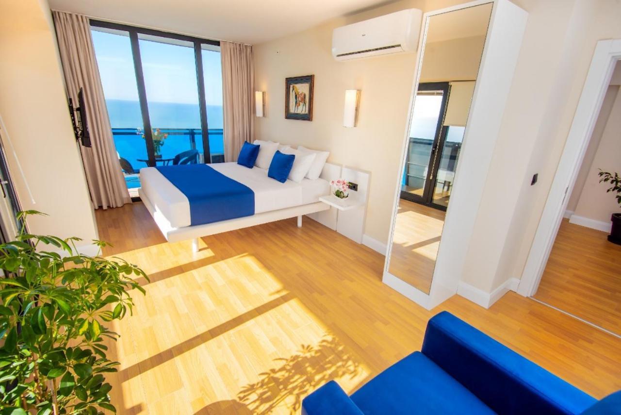 Orbi City Suite Sea View In Batumi Aparthotel Eksteriør bilde